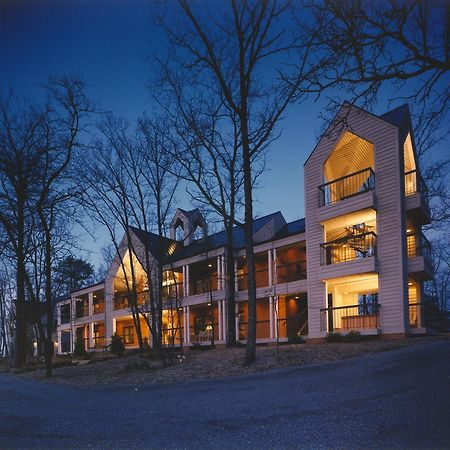 Iris Inn & Cabins 韦恩斯伯勒 外观 照片