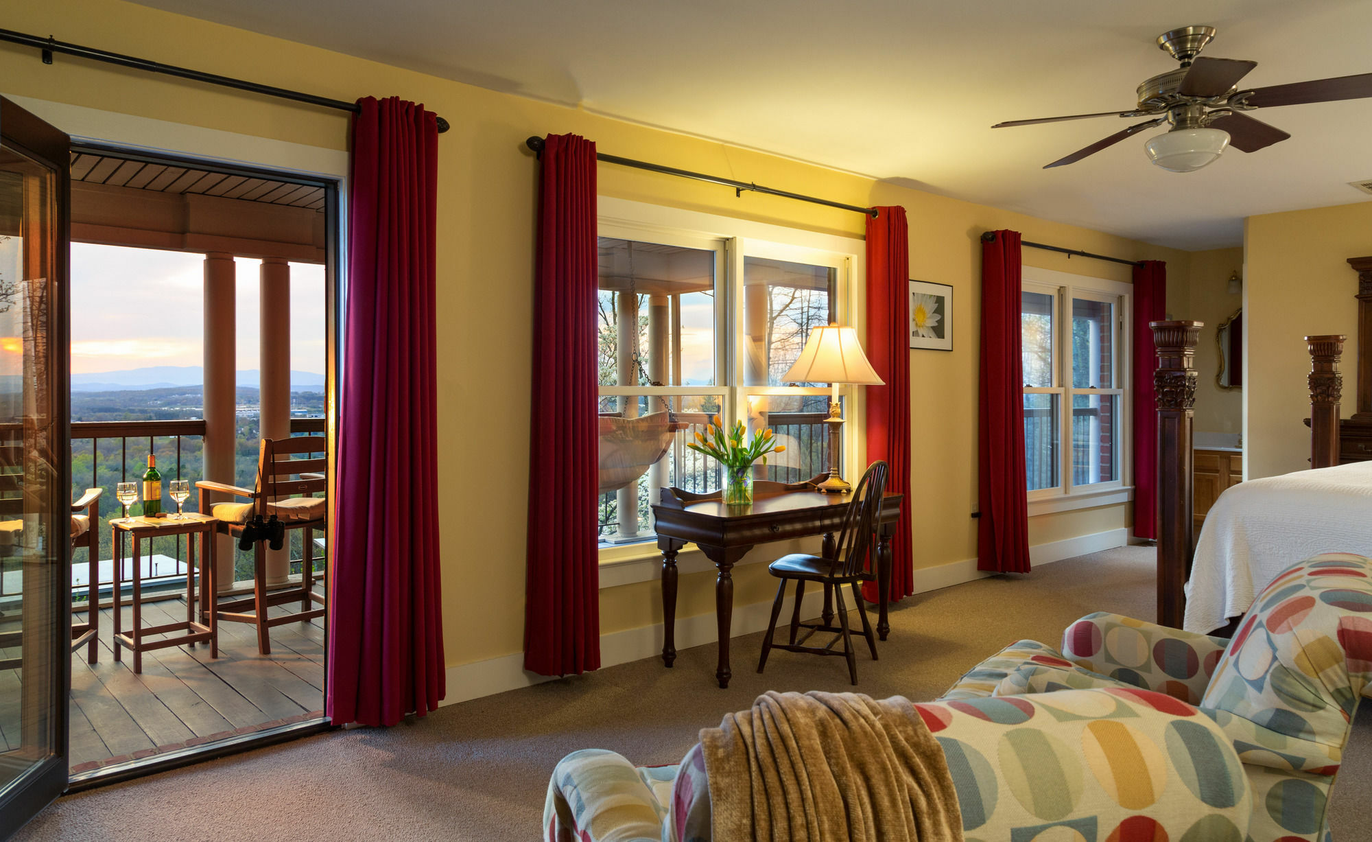 Iris Inn & Cabins 韦恩斯伯勒 外观 照片