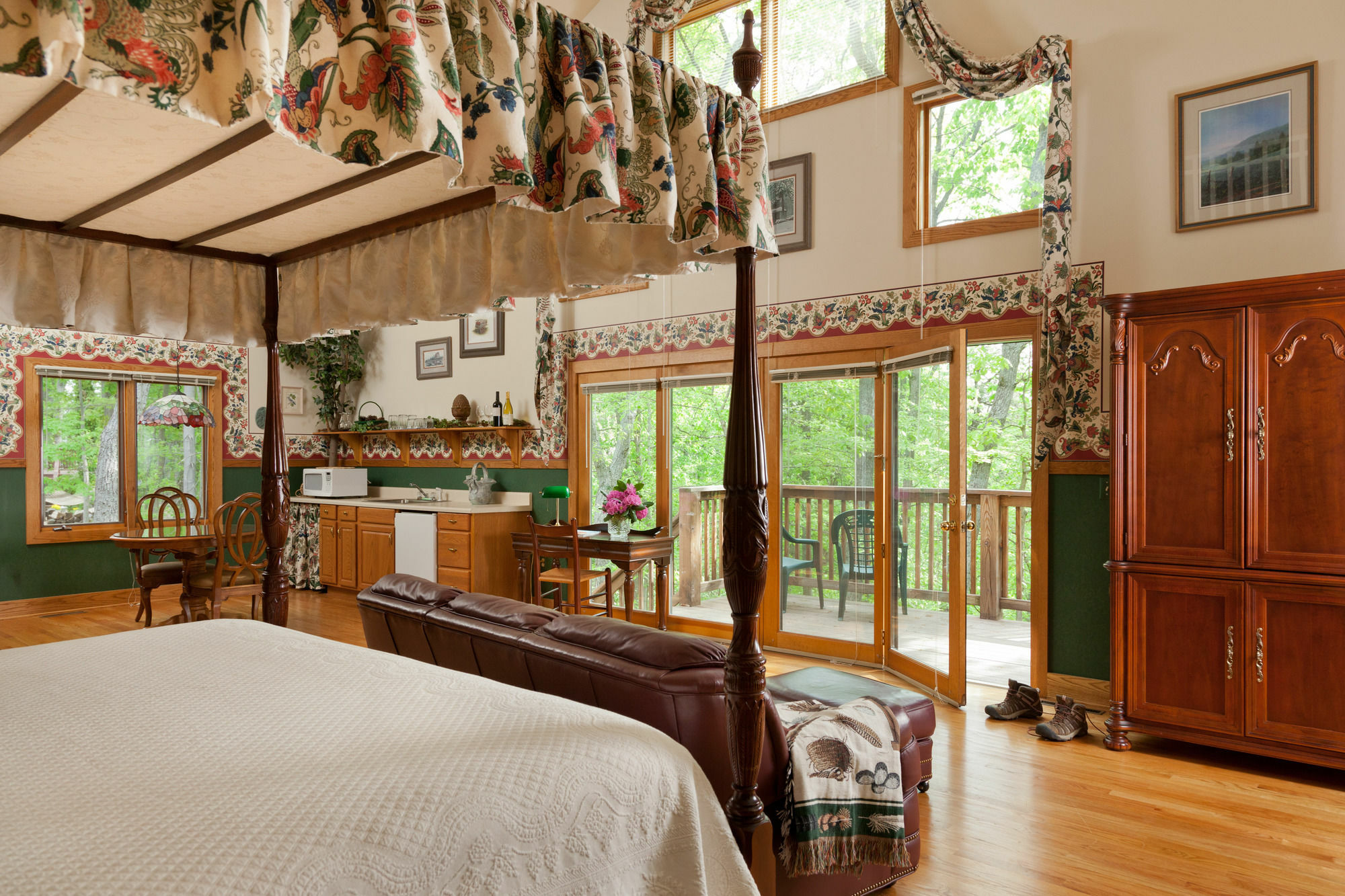 Iris Inn & Cabins 韦恩斯伯勒 外观 照片